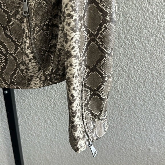 Vigoss L Jacket snake print - Picture 4 of 6